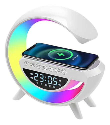 Despertador Inteligente 4 en 1 – Reloj, Radio, Música y Cargador Inalámbrico